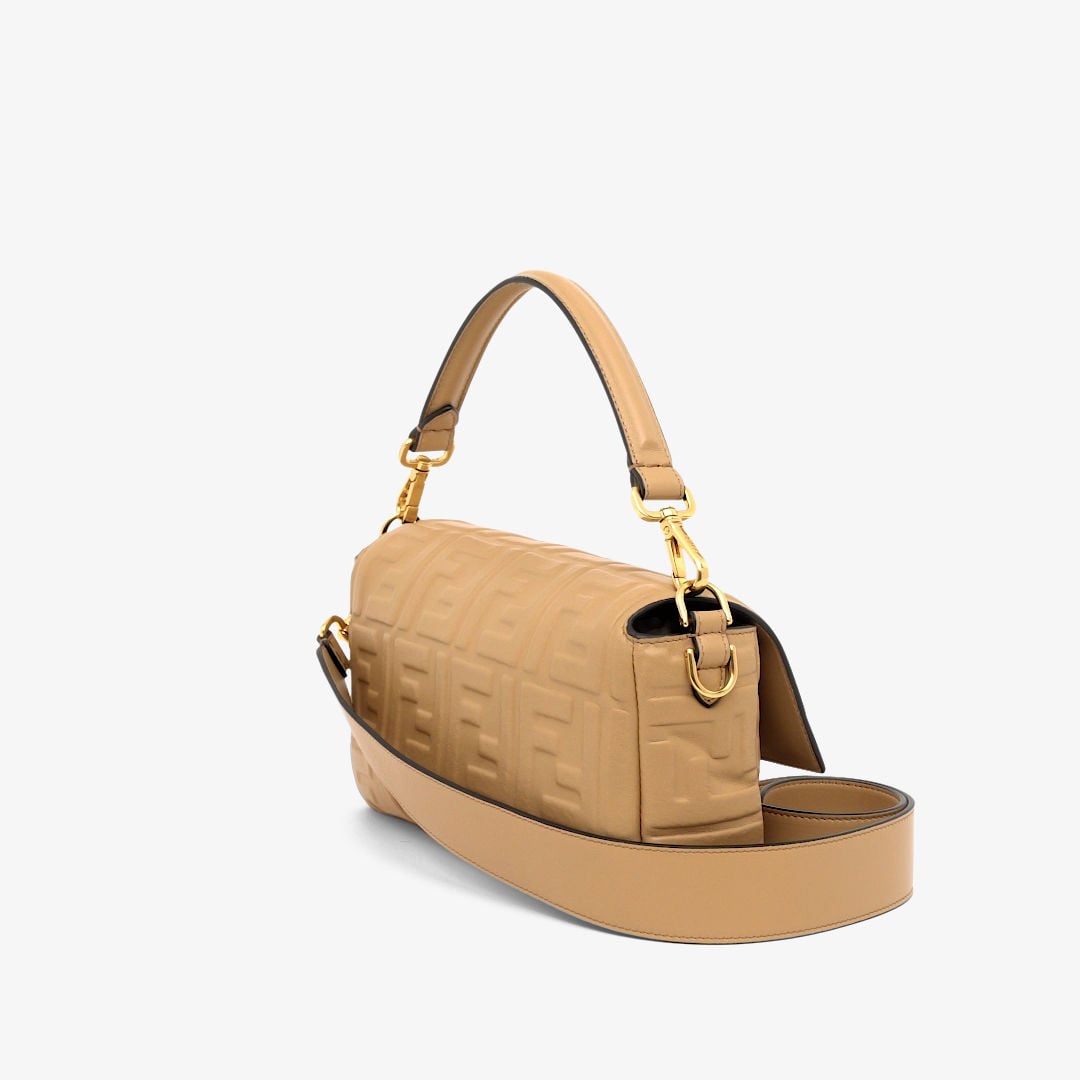 Baguette Leather Beige | Fendi Baguette Leather Beige | Fendi