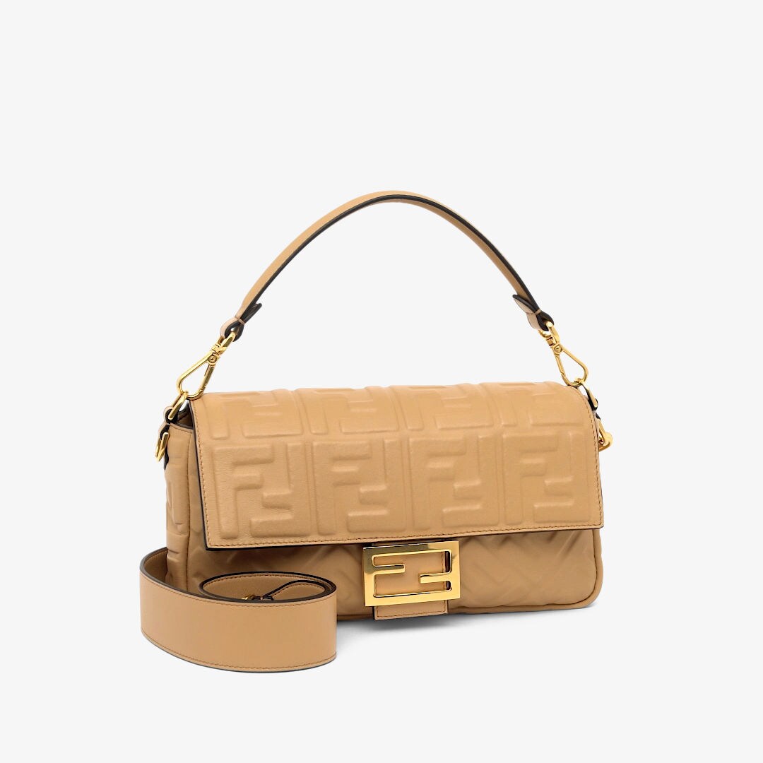 Fendi baguette discount bag cream