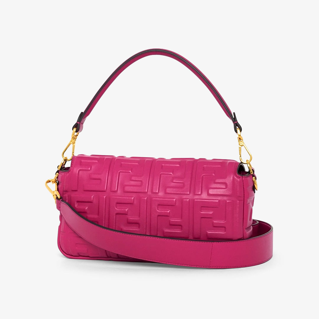 Baguette - Fuchsia nappa leather bag | Fendi