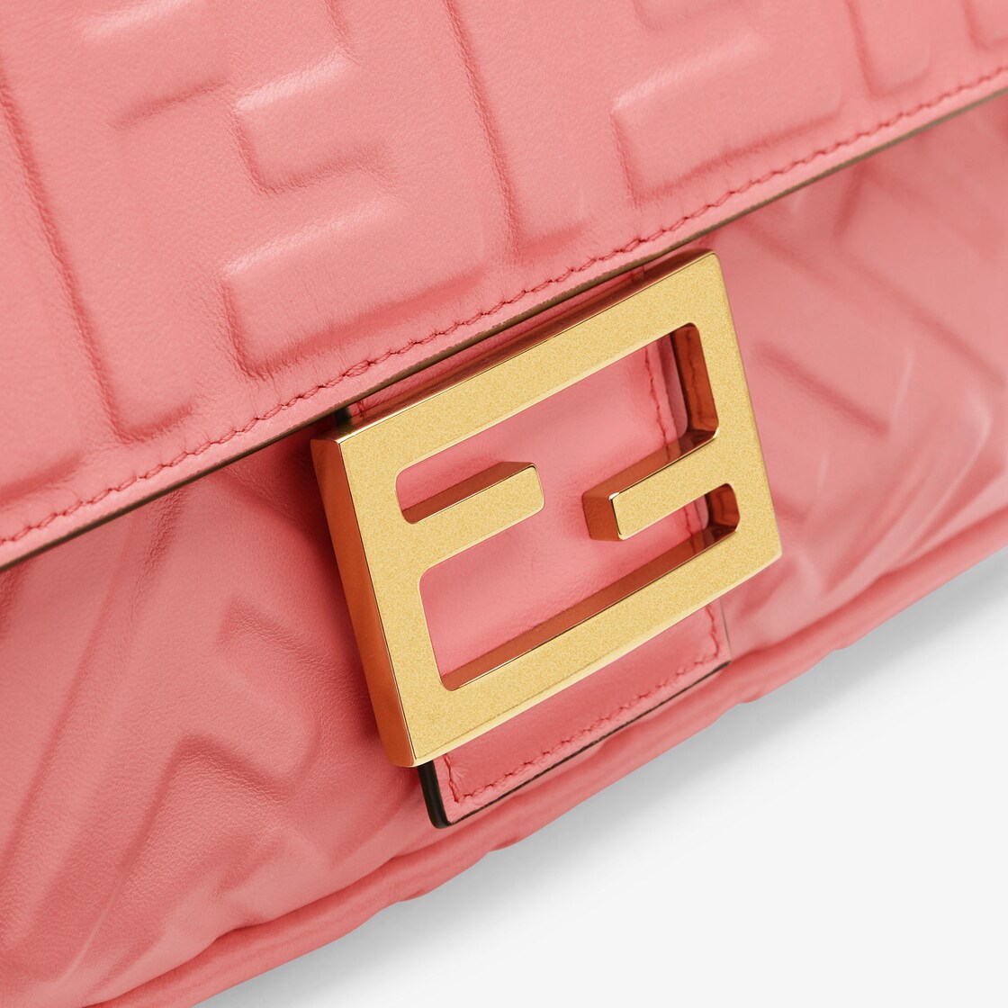 FENDI |ウィメンズ バゲット - ピンク | フェンディ公式サイト