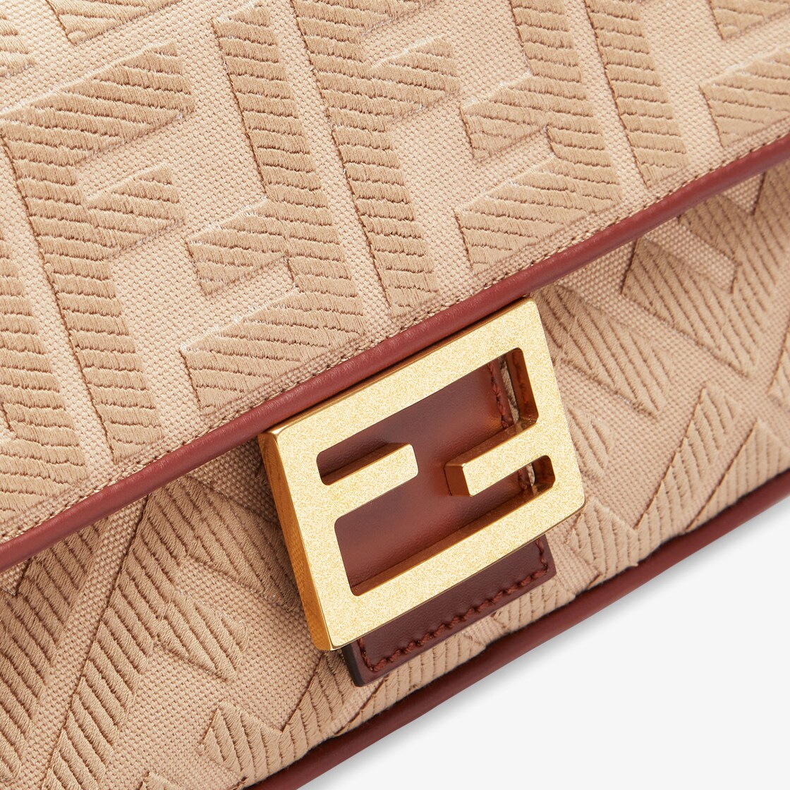 Fendi FF Vertigo Brown Coated Canvas Small Beauty Pouch – Queen Bee of  Beverly Hills