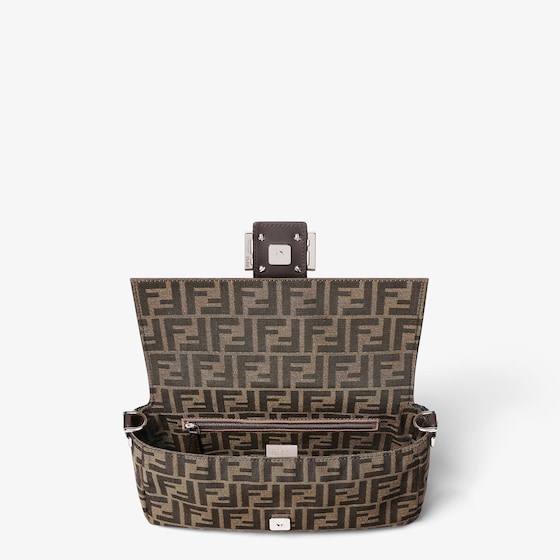 Fendi Iconic medium Baguette® bag, created in 1997, which went | Thumbnail 6