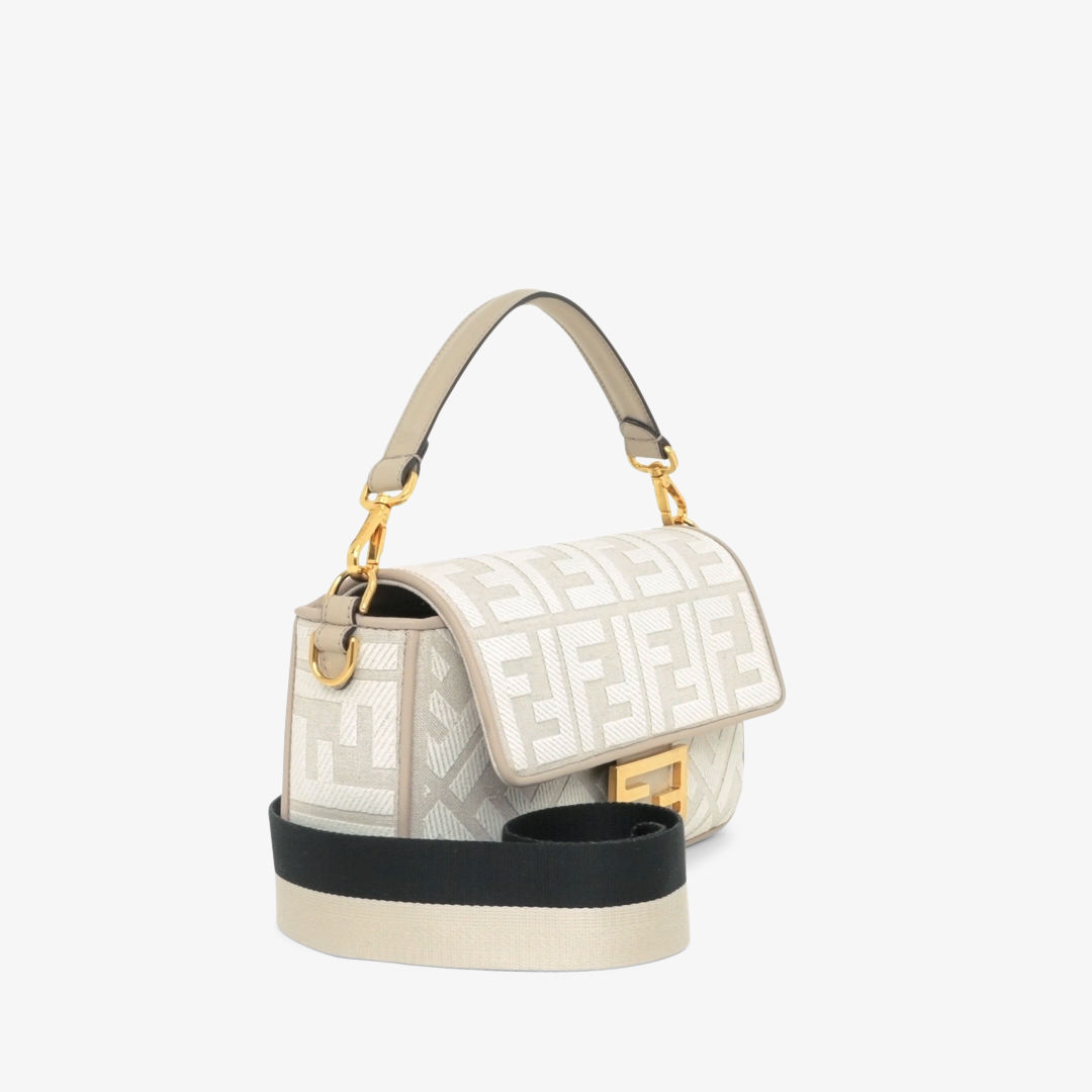 fendi 8br600