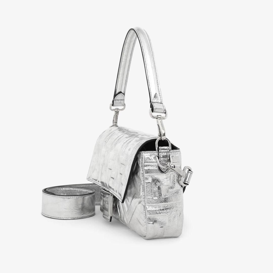 Baguette - Silver craquelé leather bag with FF motif | Fendi