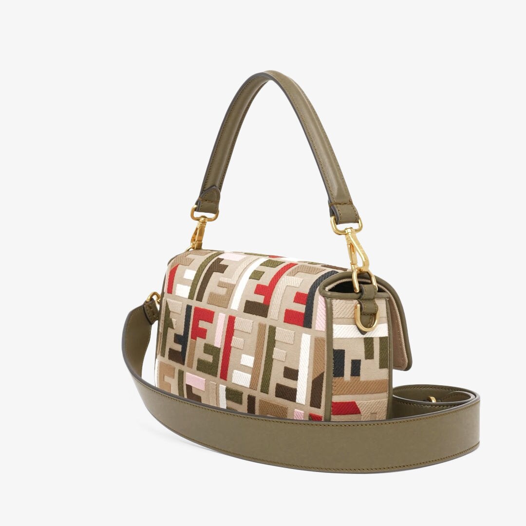 fendiフェンディ フォックスファーポケット激レア36 最終値下げ写真追加