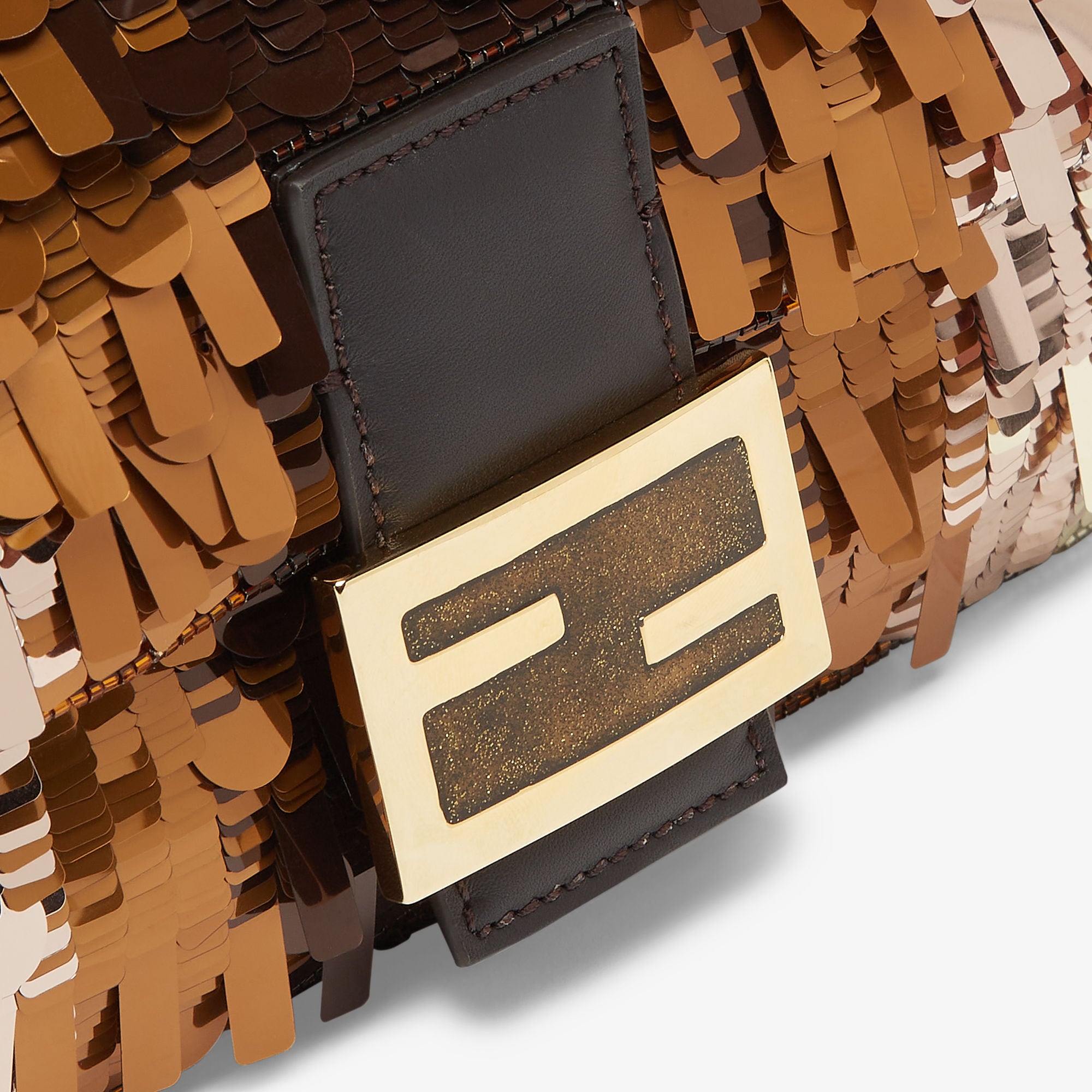 バゲット スパンコールまたはクリスタル マルチカラー | Fendi バゲット スパンコールまたはクリスタル マルチカラー | Fendi