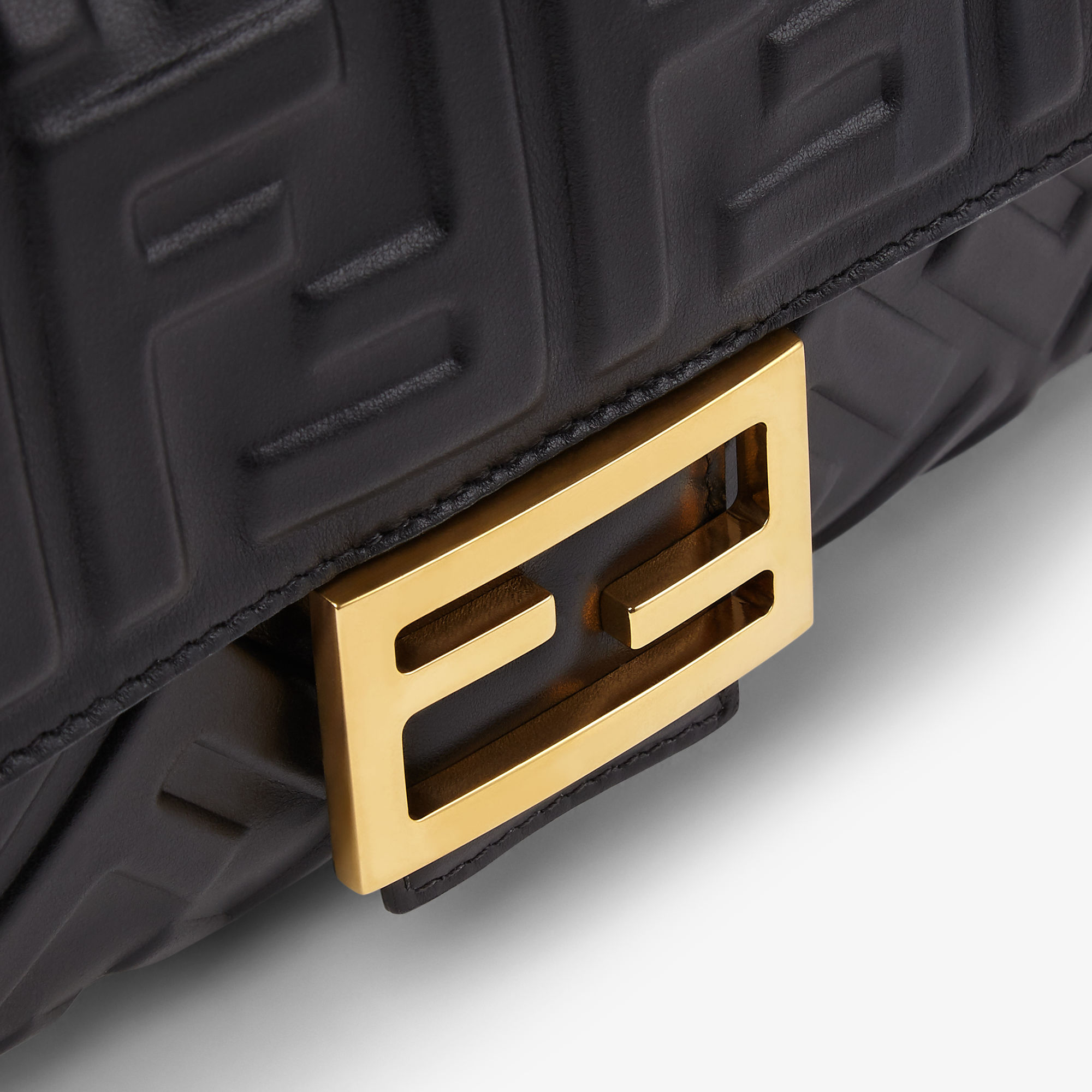 サンダル・ミュール FENDI Black Nappa Leather Baguette Mules Baguette Chain Midi Leather Black | Fendi