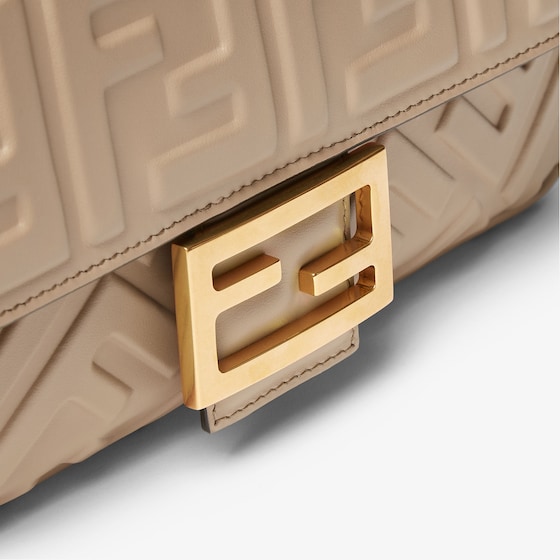 Fendi Iconic medium Baguette® bag, created in 1997, which went | Thumbnail 5