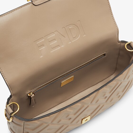 Fendi Iconic medium Baguette® bag, created in 1997, which went | Thumbnail 6