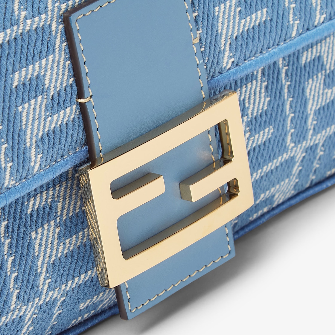 フェンディ Baguette Bags ウィ ウィメンズ コレクション | FENDI JP フェンディ Baguette Bags ウィ ウィメンズ コレクション | FENDI JP