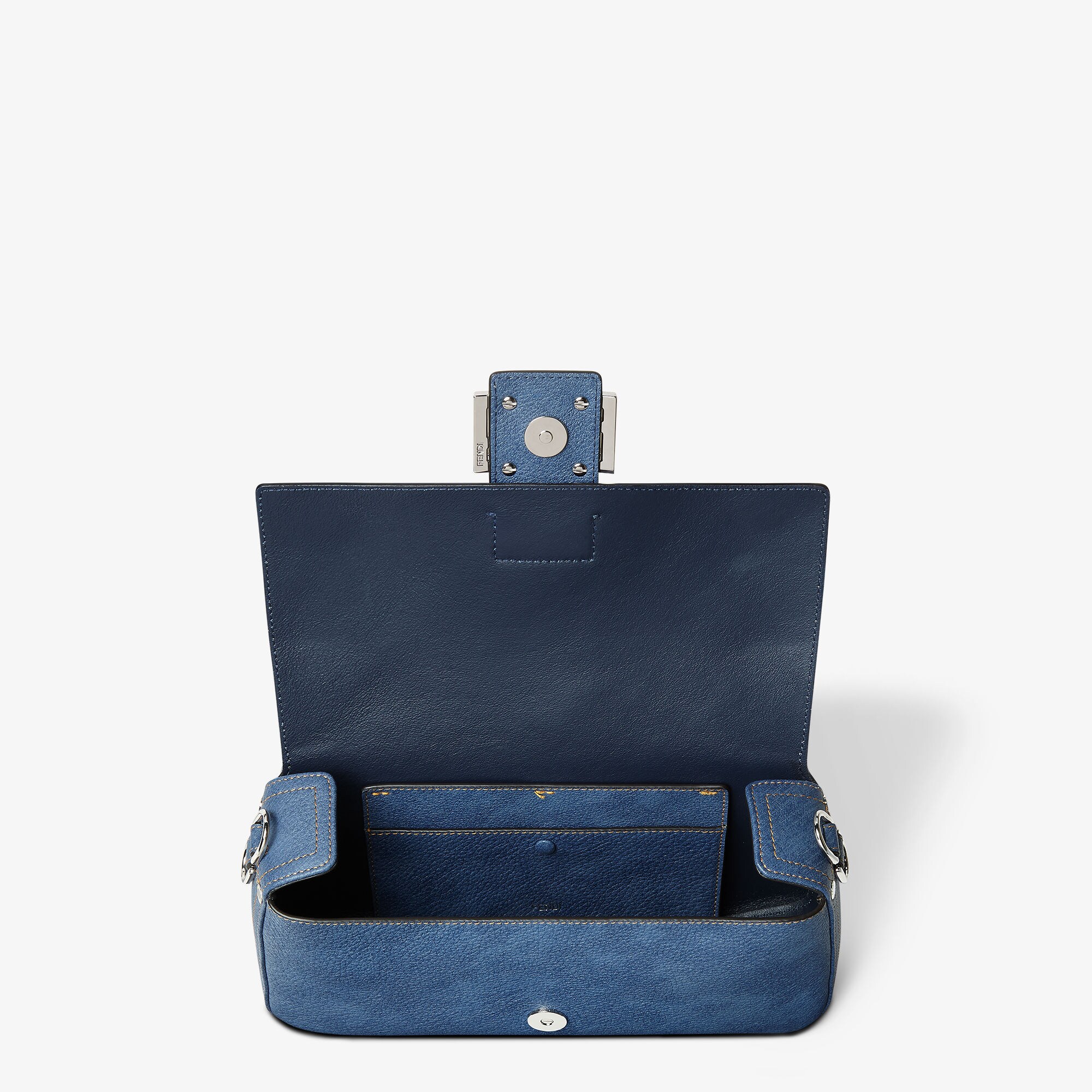 Baguette Cuoio Romano leather Blue | Fendi