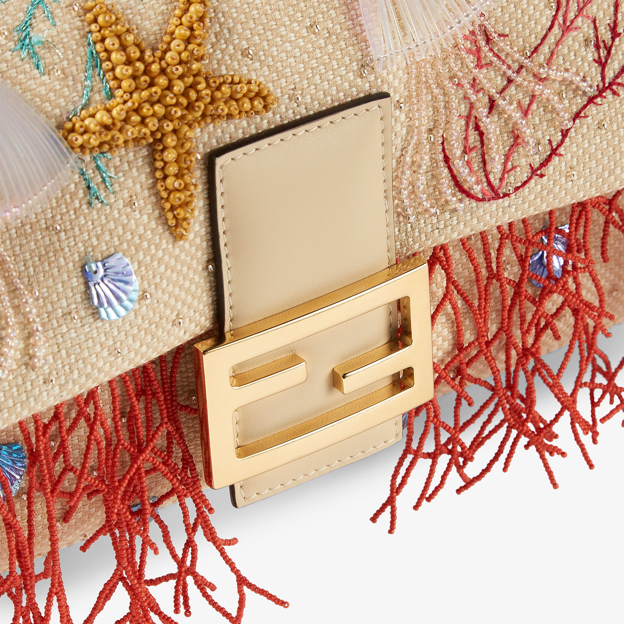FENDI 25SS BAGUETTE シーガーデン刺繍 バゲットバッグ MEDIUM FENDI 25SS BAGUETTE シーガーデン刺繍 バゲットバッグ MEDIUM