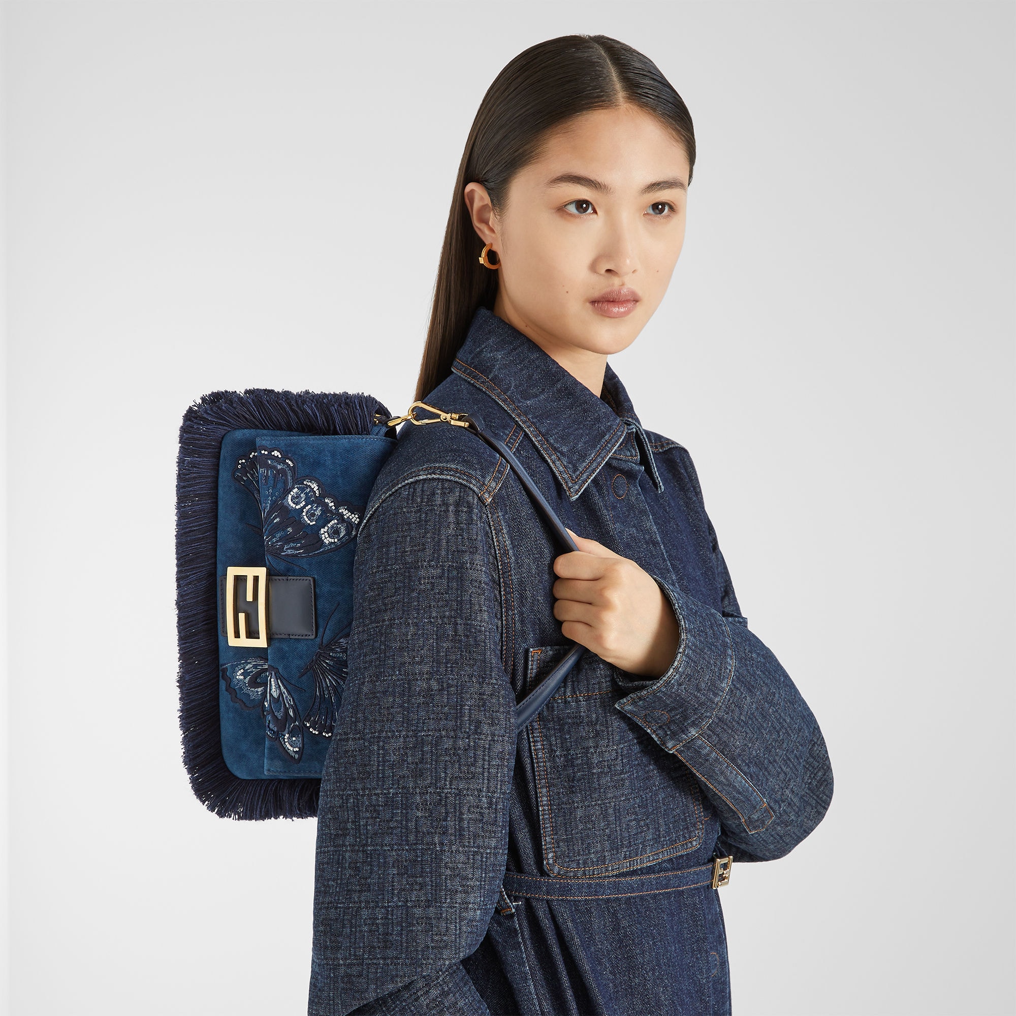 Fndiページ Baguette® - Blue | FENDI US