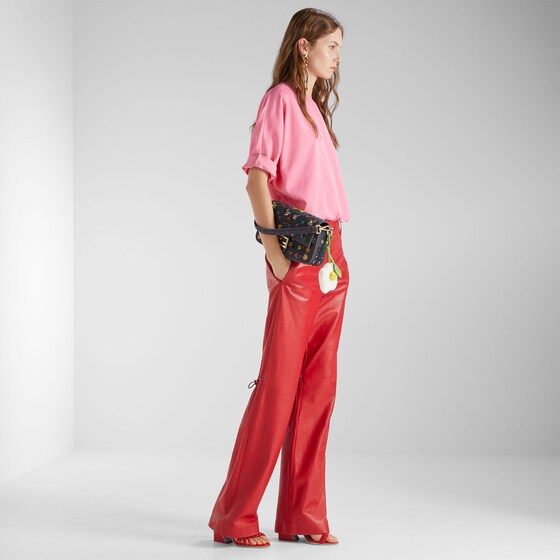 Fendi Iconic medium Baguette® bag, created in 1997, which went | Thumbnail 8