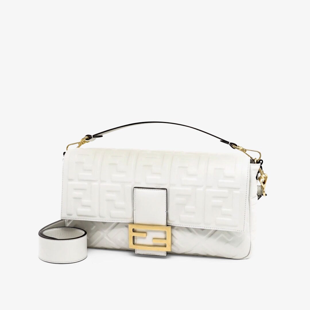 Baguette Large - White leather bag