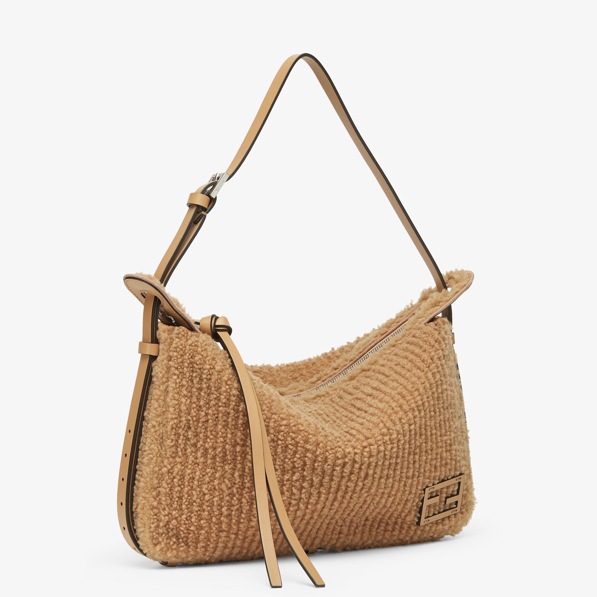 シンプリー フェンディ ミディアム ファー ベージュ | Fendi シンプリー フェンディ ミディアム ファー ベージュ | Fendi