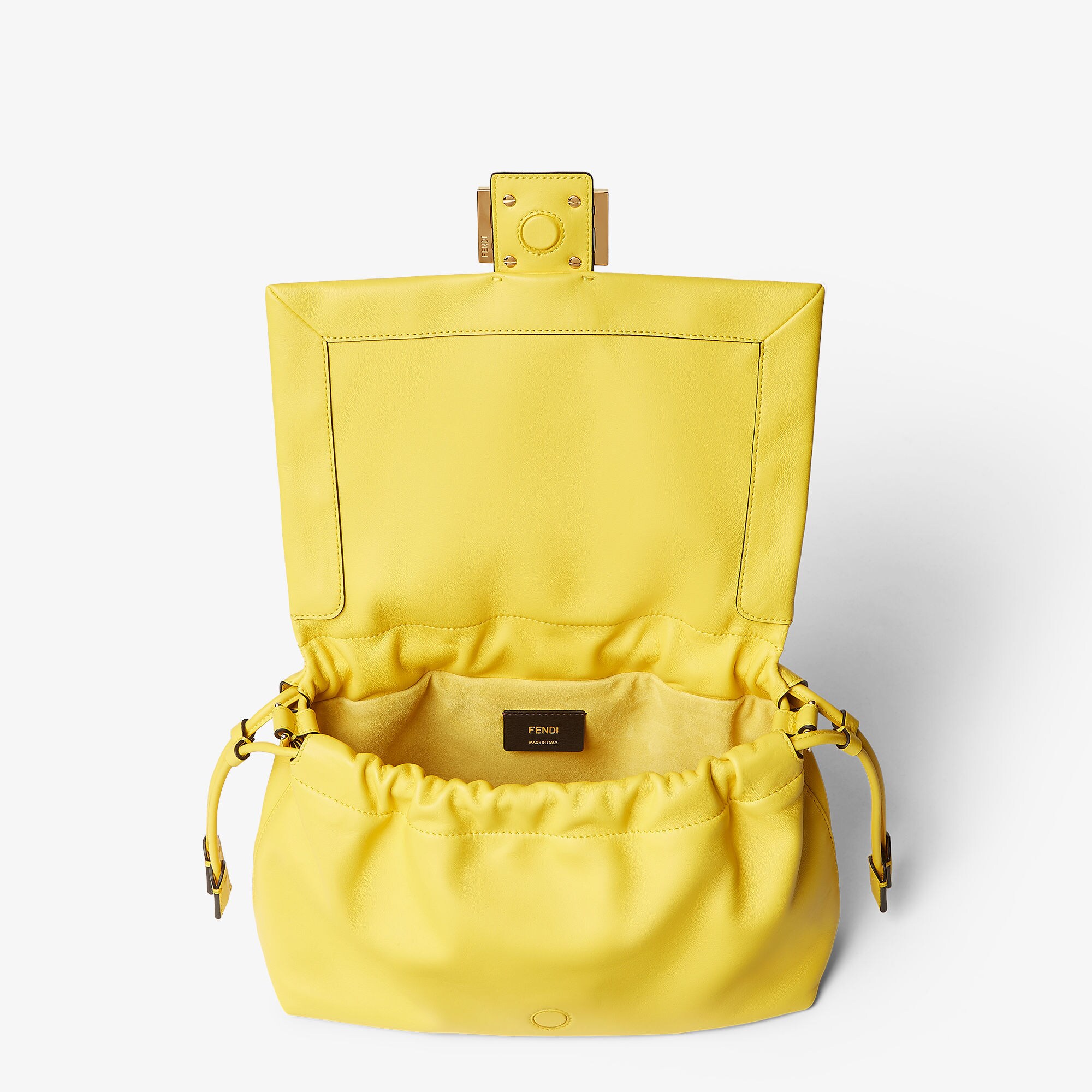 حقيبة Baguette® Soft بحجم متوسط حقيبة من جلد النابا (nappa) باللون الأصفر المشمشي 4