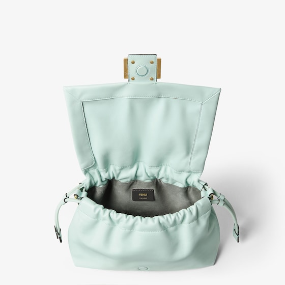 Fendi Baguette Soft Medium | Thumbnail 4