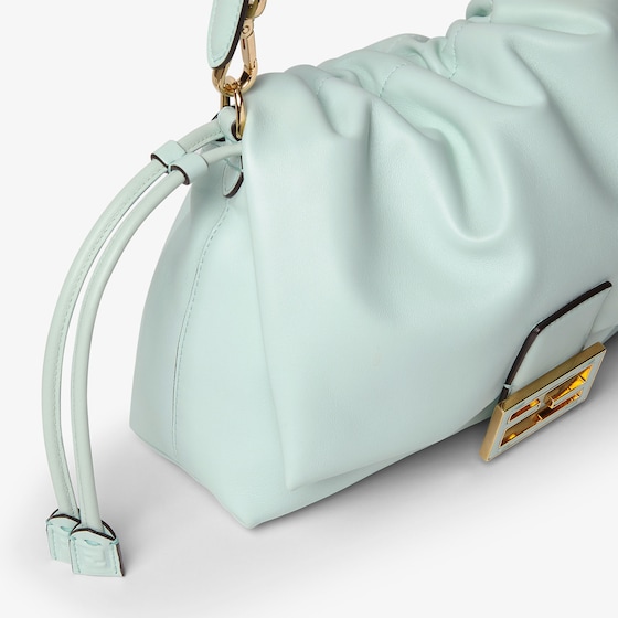 Fendi Baguette Soft Medium | Thumbnail 5