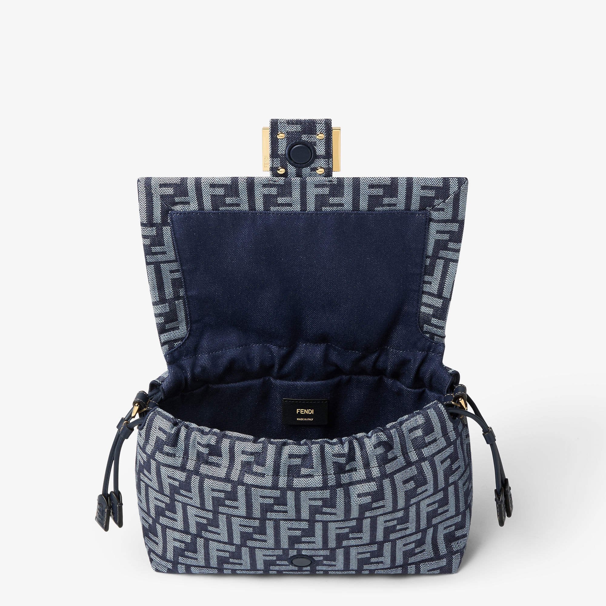 Baguette® Soft Medium - Blue | FENDI US