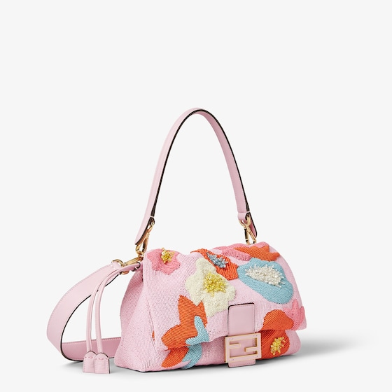 Fendi Mamma Baguette Medium | Thumbnail 3