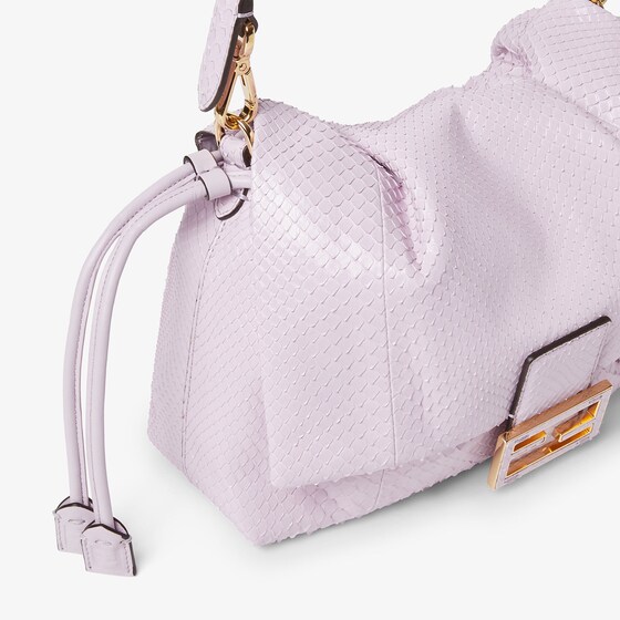 Fendi Mamma Baguette Medium | Thumbnail 8