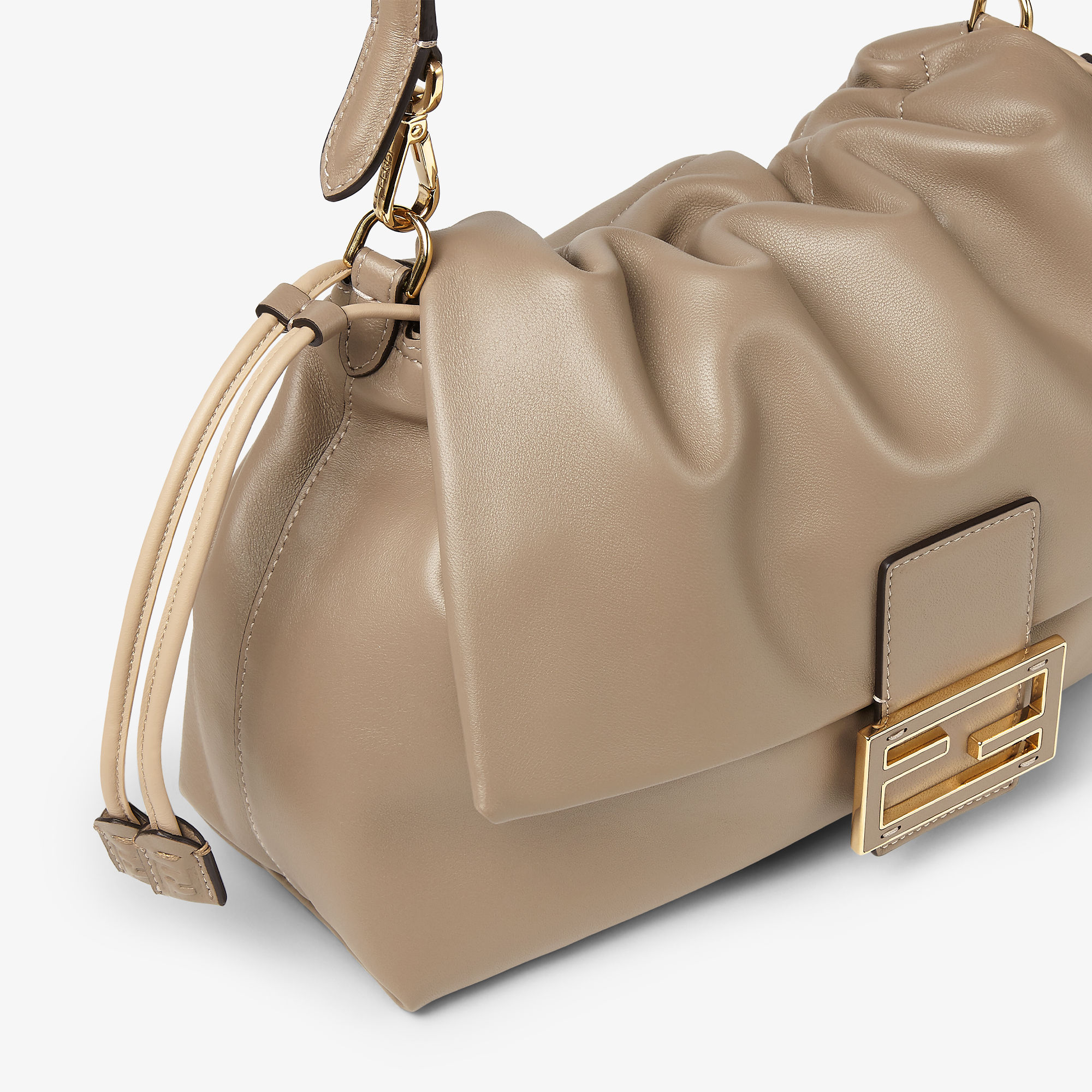 Mamma Baguette Large Leather Gray | Fendi