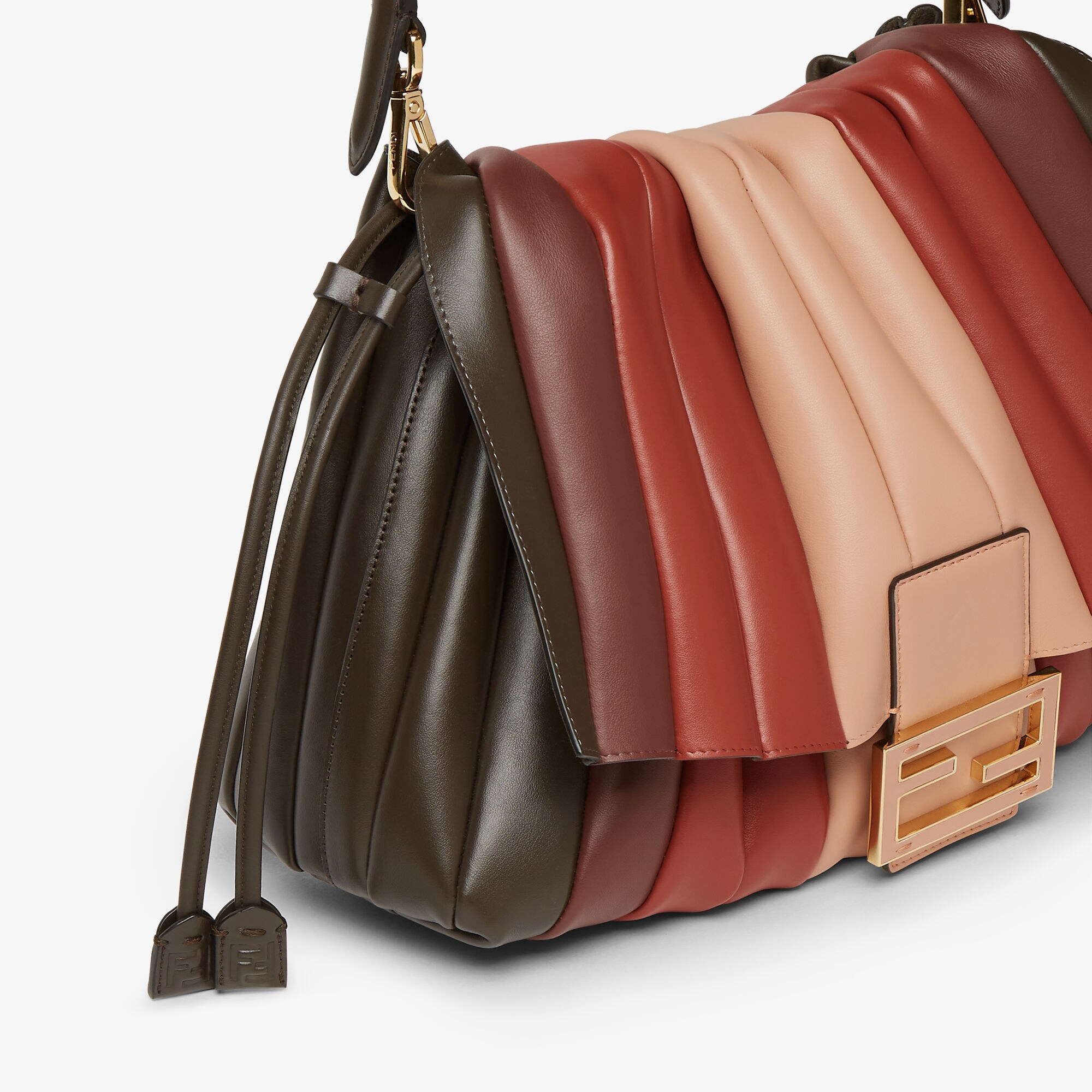 【FENDI】MAMMA BAGUETTE LARGE BAG Mamma Baguette Large Leather Multicolor | Fendi