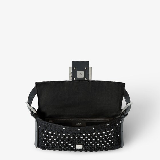 Fendi Since its debut in 1997, it has become a brand icon, now | Thumbnail 7