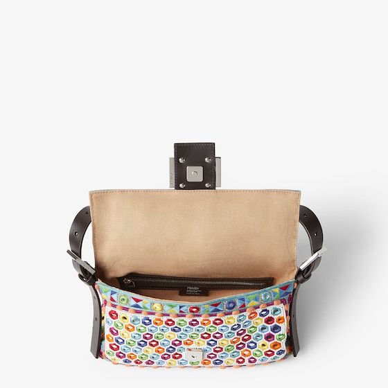 Fendi Since its debut in 1997, it has become a brand icon, now | Thumbnail 7