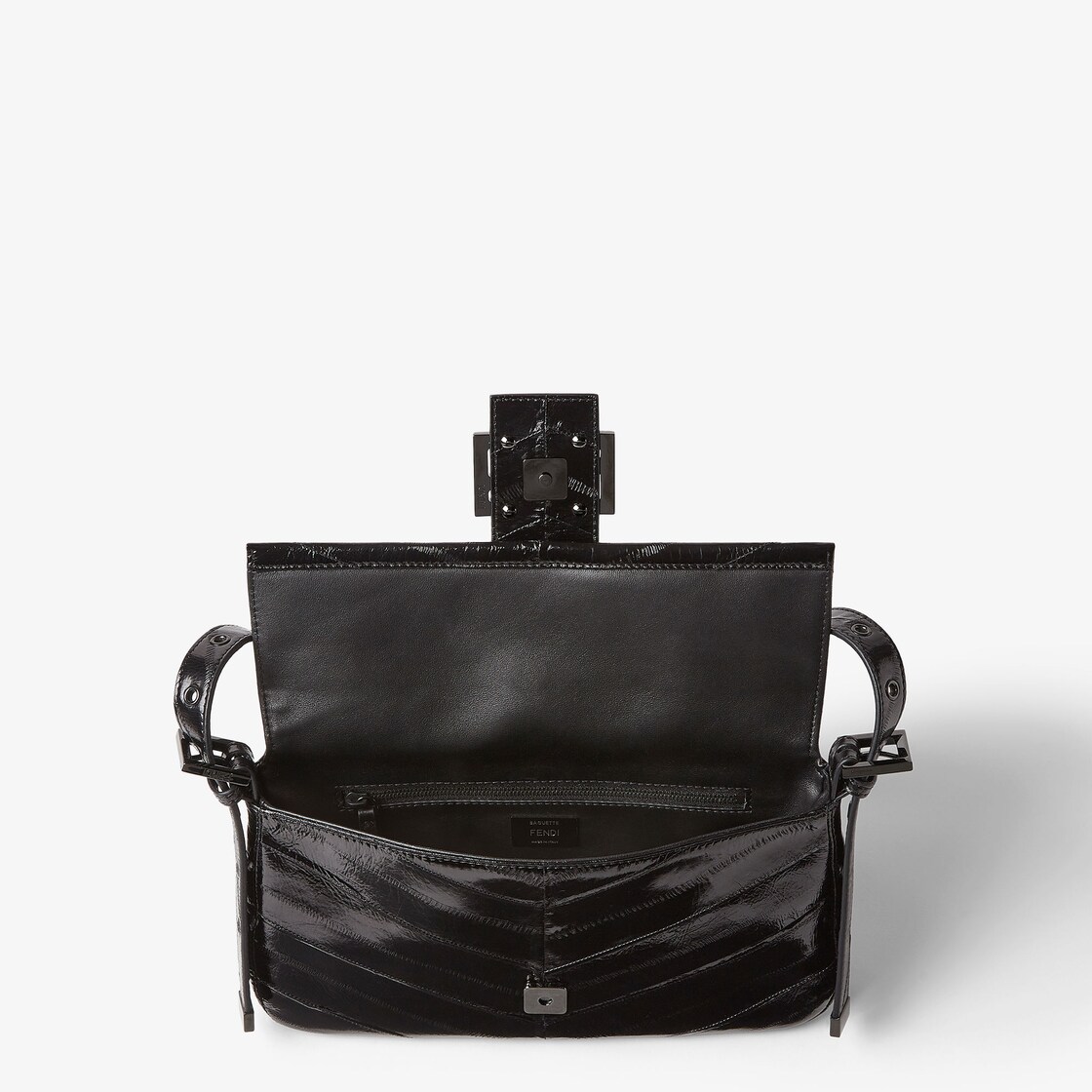 Baguette® 26424 - Black | FENDI US7/9