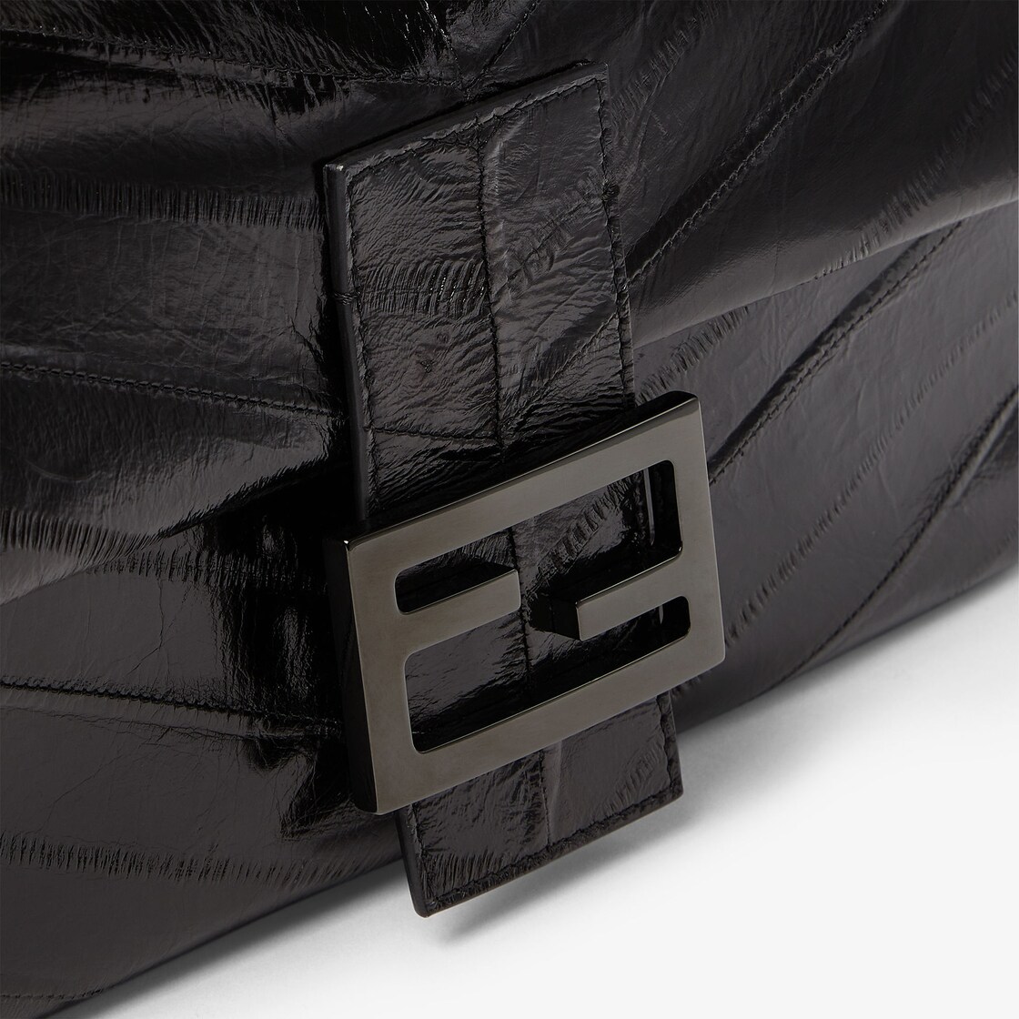 Baguette® 26424 - Black | FENDI US8/9