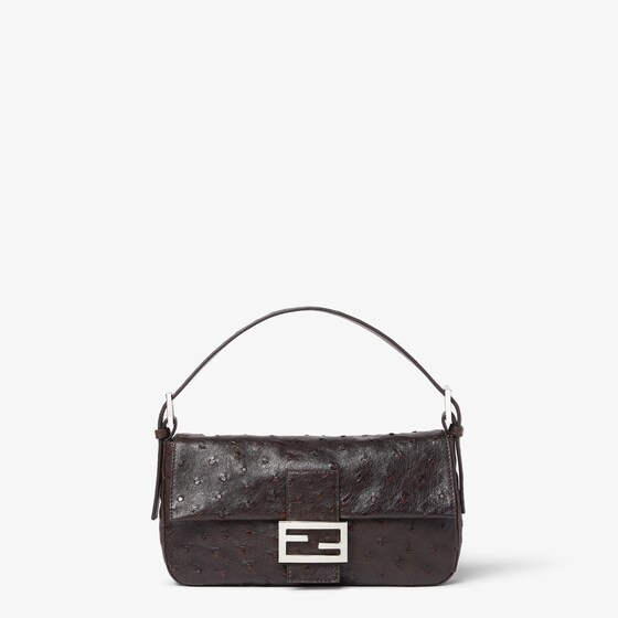 Fendi Baguette 26424 In Brown