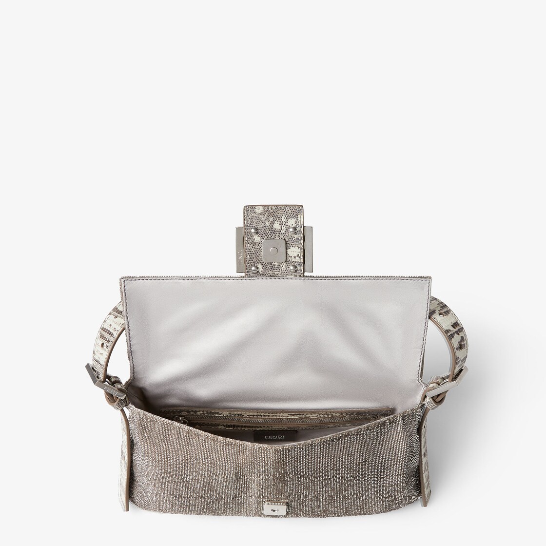 Baguette® 26424 - Silver | FENDI US7/8
