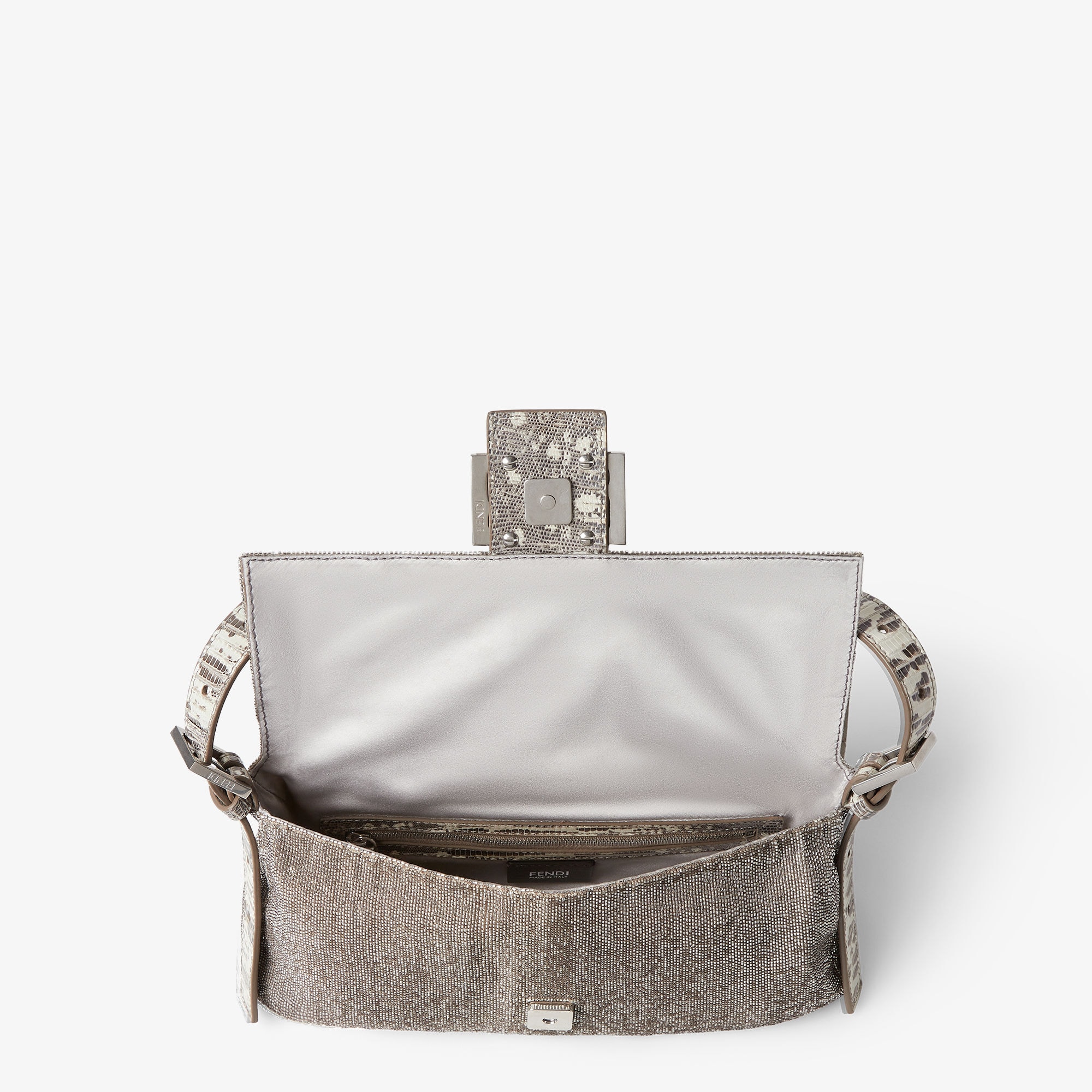 Baguette® 26424 - | FENDI US