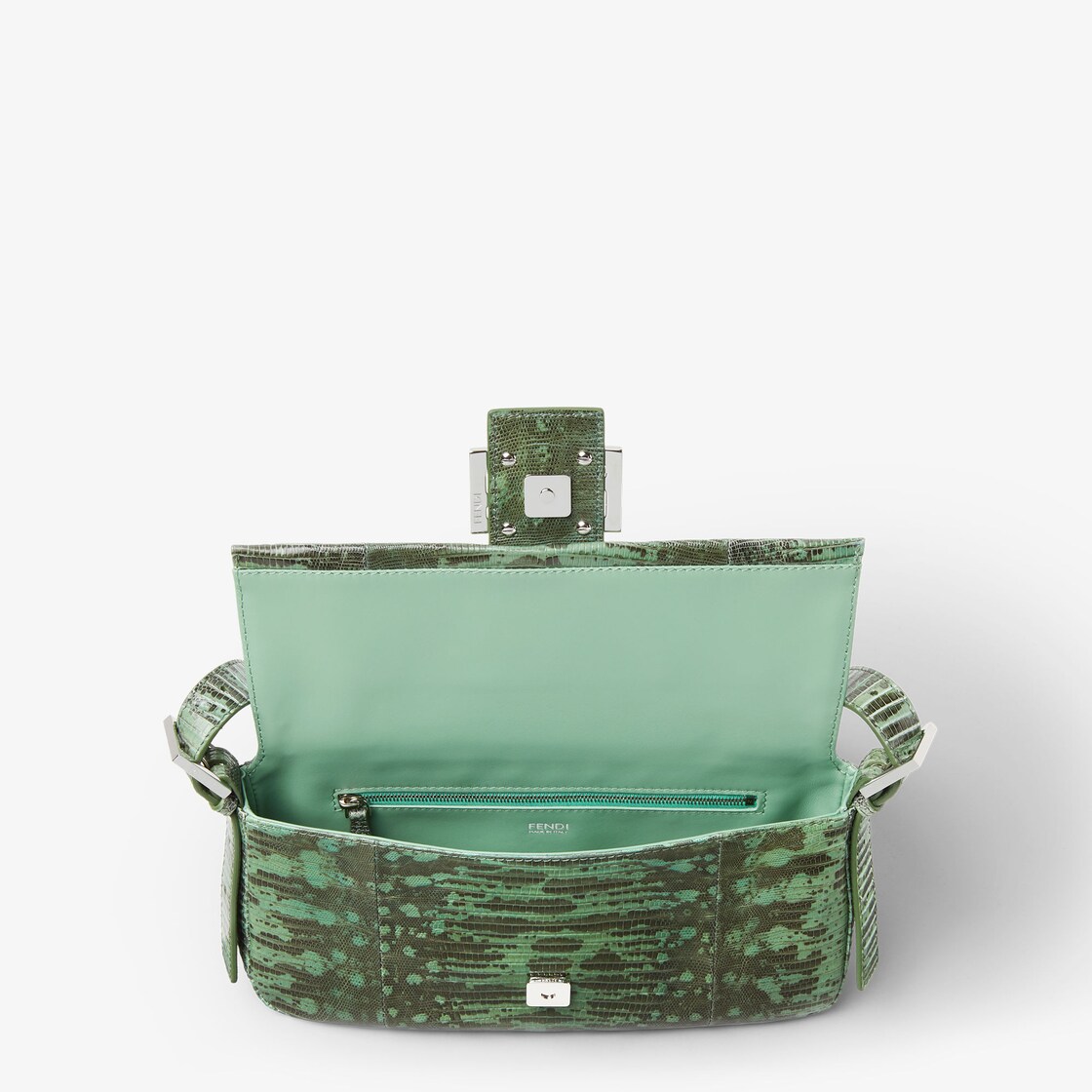 Baguette® 26424 - Green | FENDI US7/8