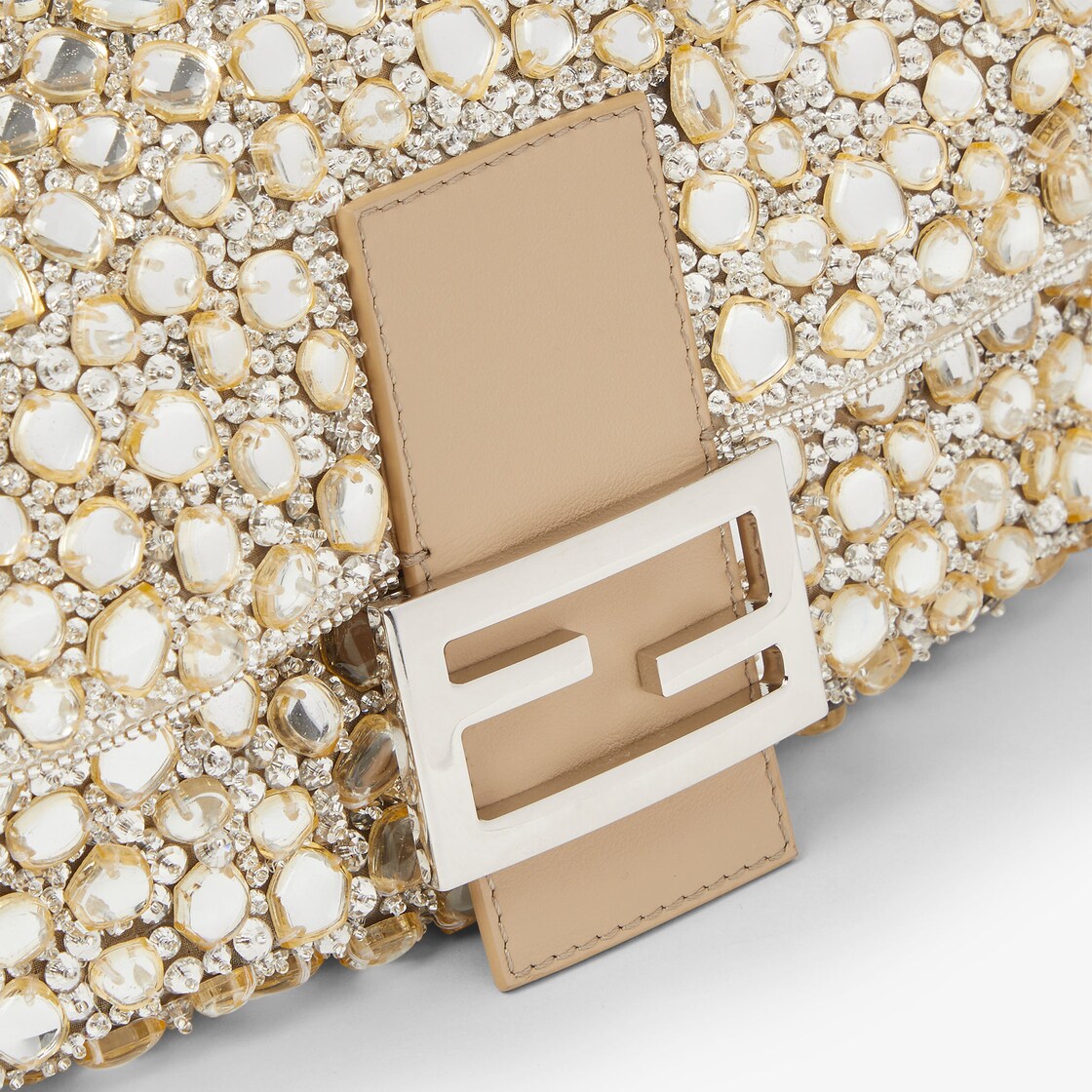Baguette® 26424 - Beige | FENDI US8/9