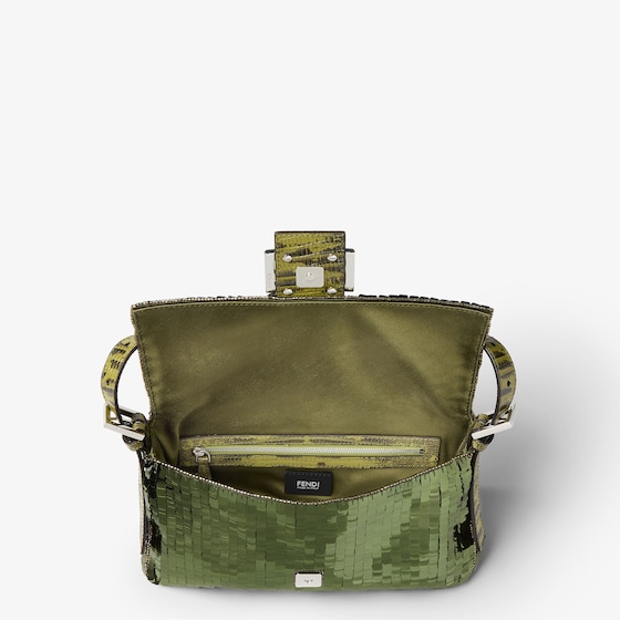 Fendi Since its debut in 1997, it has become a brand icon, now | Thumbnail 7