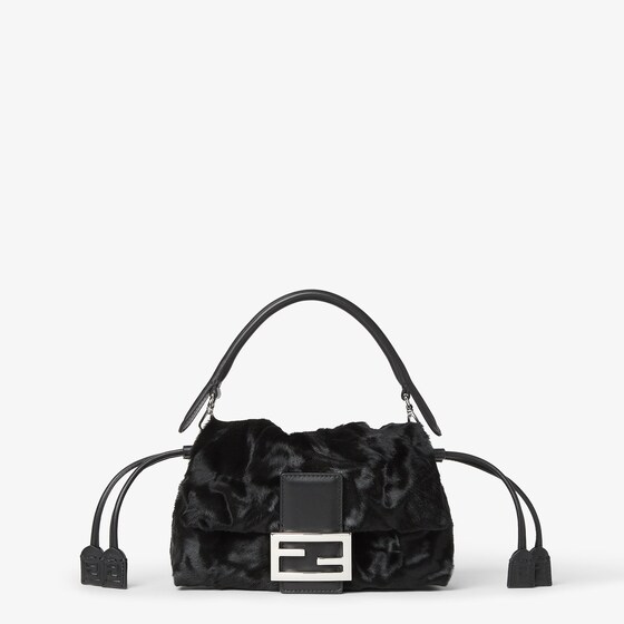 Fendi Baguette Soft Small In Black