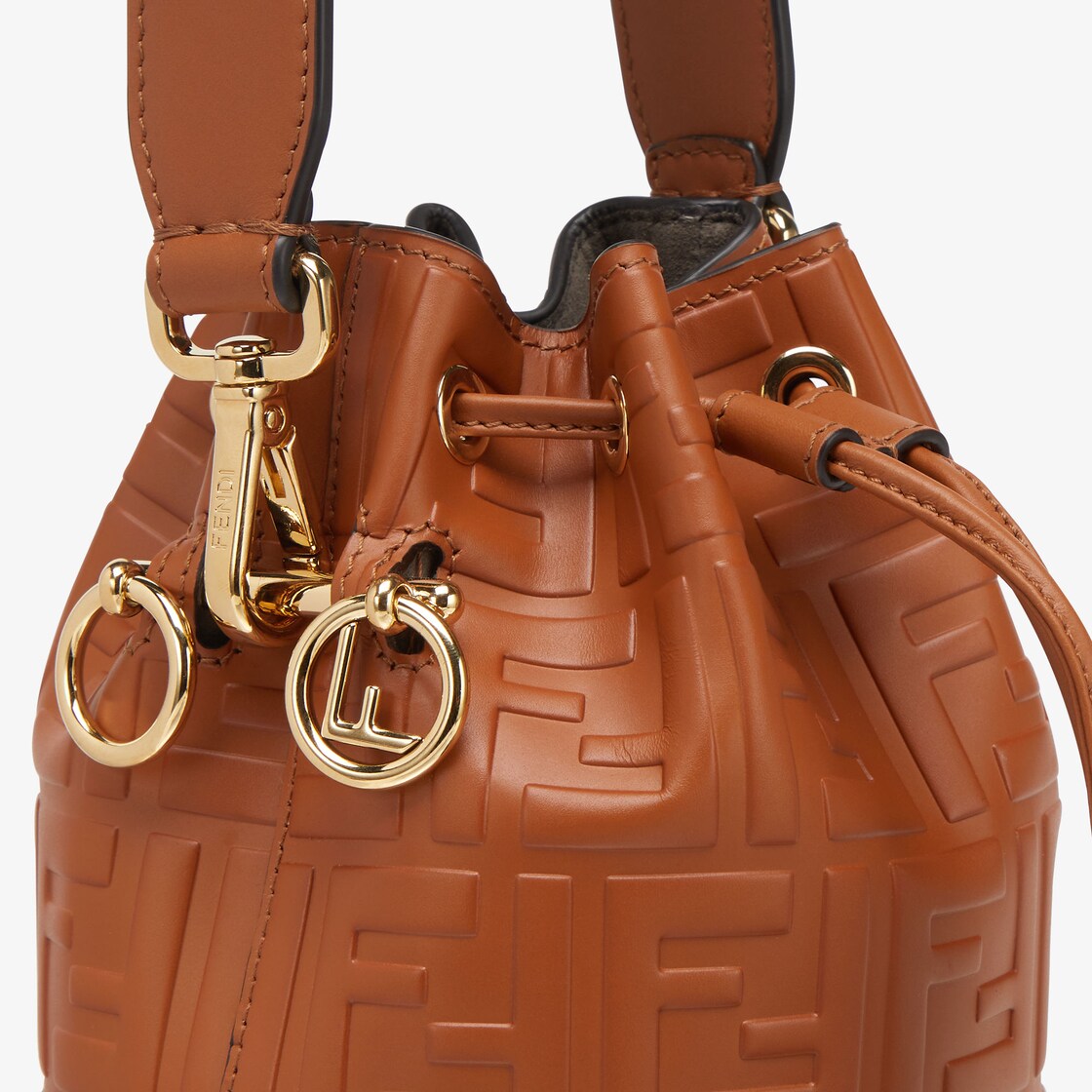 Fendi mon tresor bucket bag  Fashion, Fendi bags, Outfits