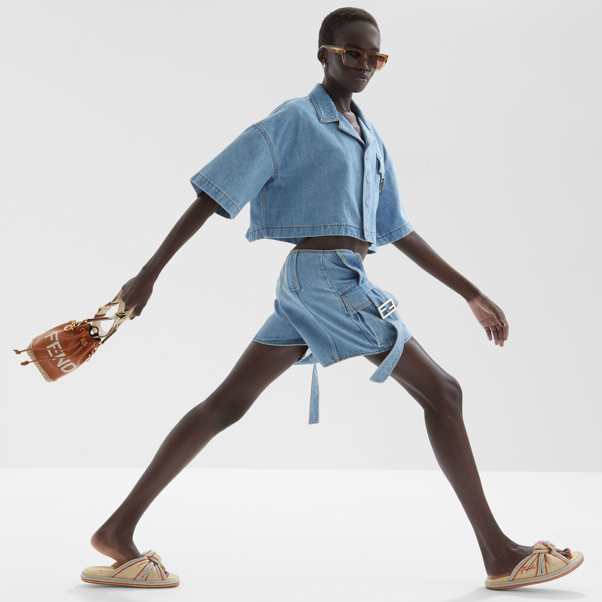 フォーエバーフェンディ ピアス ゴールド仕上げ ゴールド | Fendi