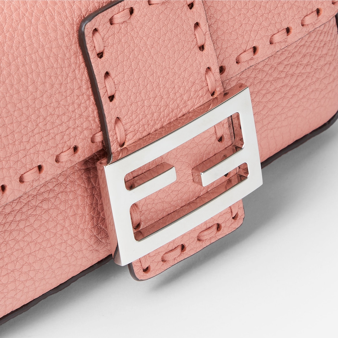 Baguette Mini Cuoio Romano leather Pink - Image 5/5