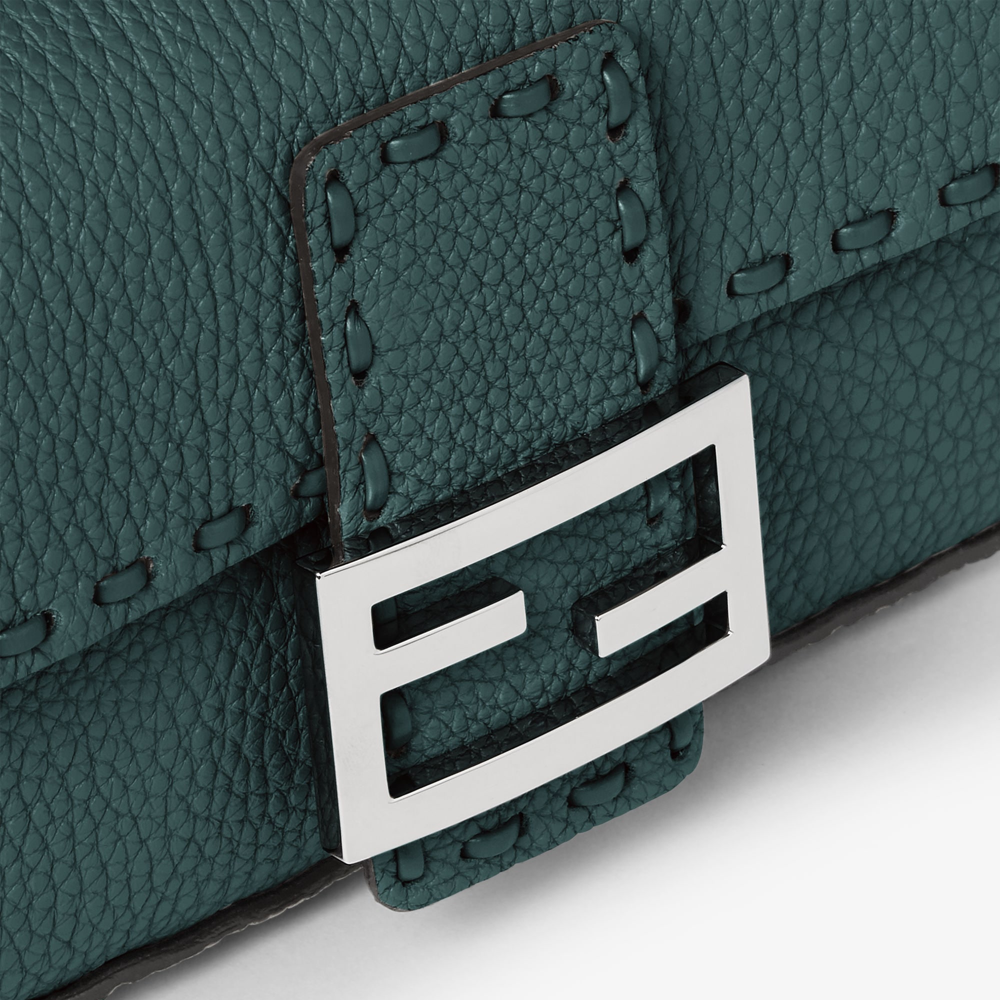 Baguette® Mini Cuoio Romano leather Green | Fendi