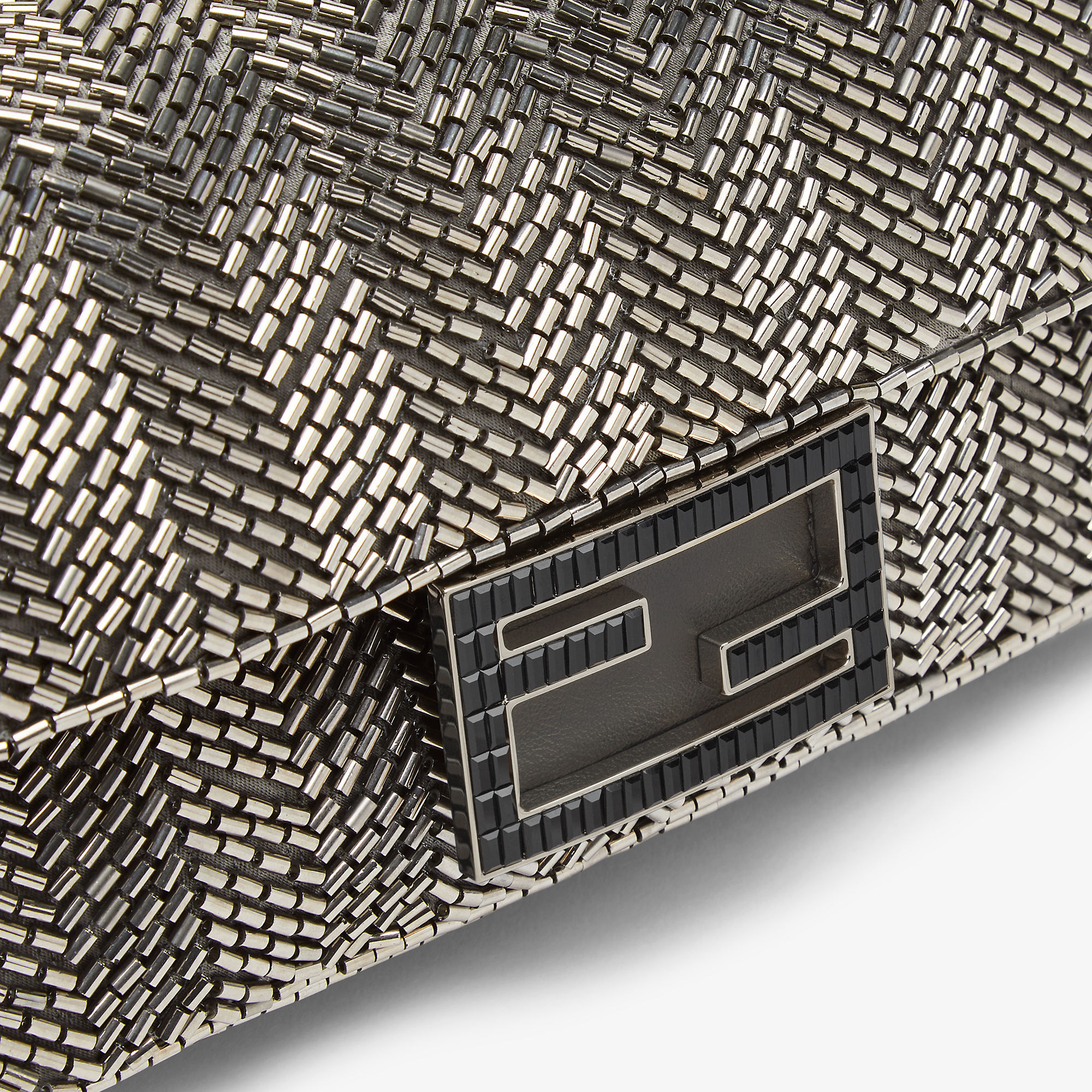 バゲット ミニ スパンコールまたはクリスタル グレー | Fendi バゲット ミニ スパンコールまたはクリスタル グレー | Fendi