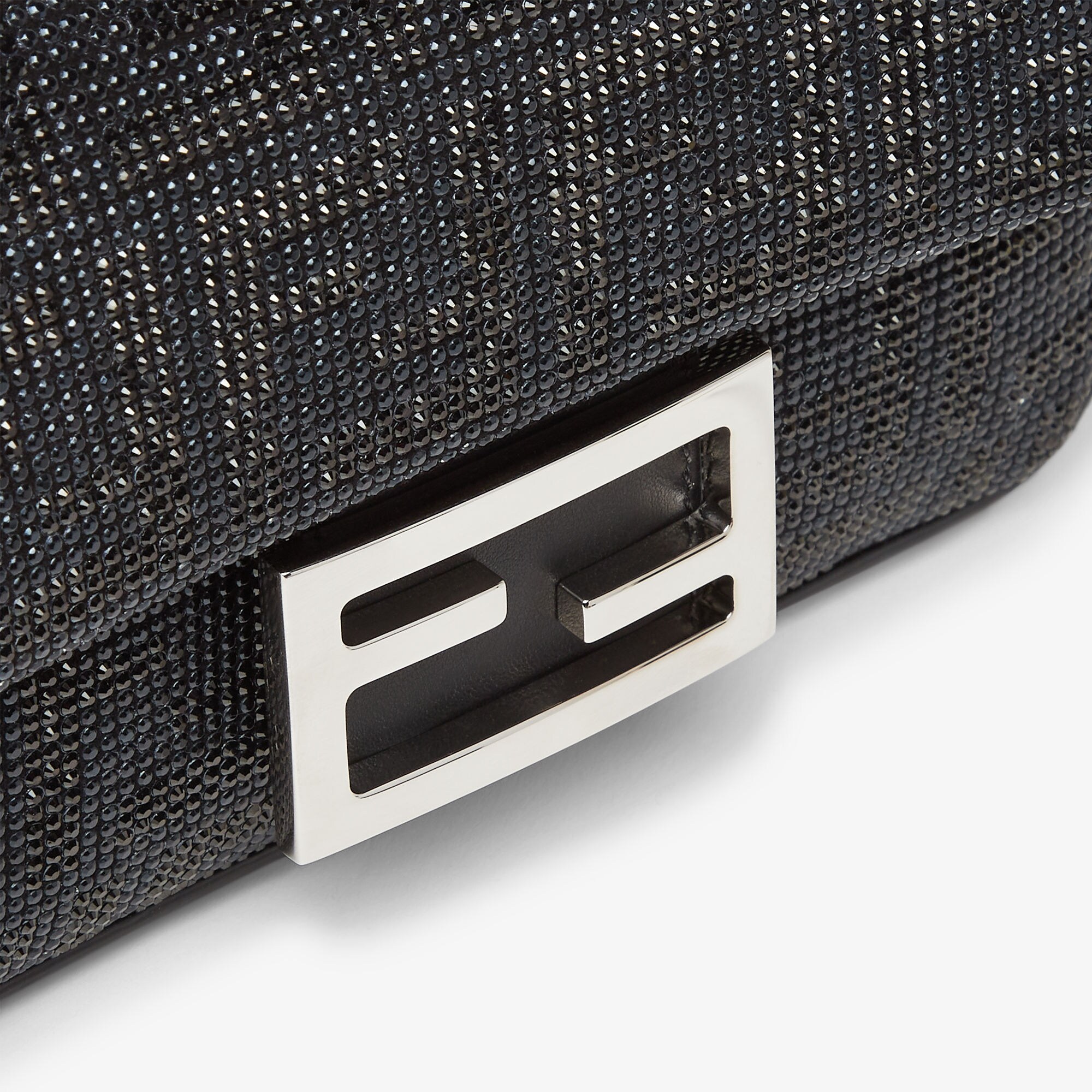 FENDI 長方形フレムメカネ FE50057I 001 Baguette Mini Sequins or crystals Black | Fendi