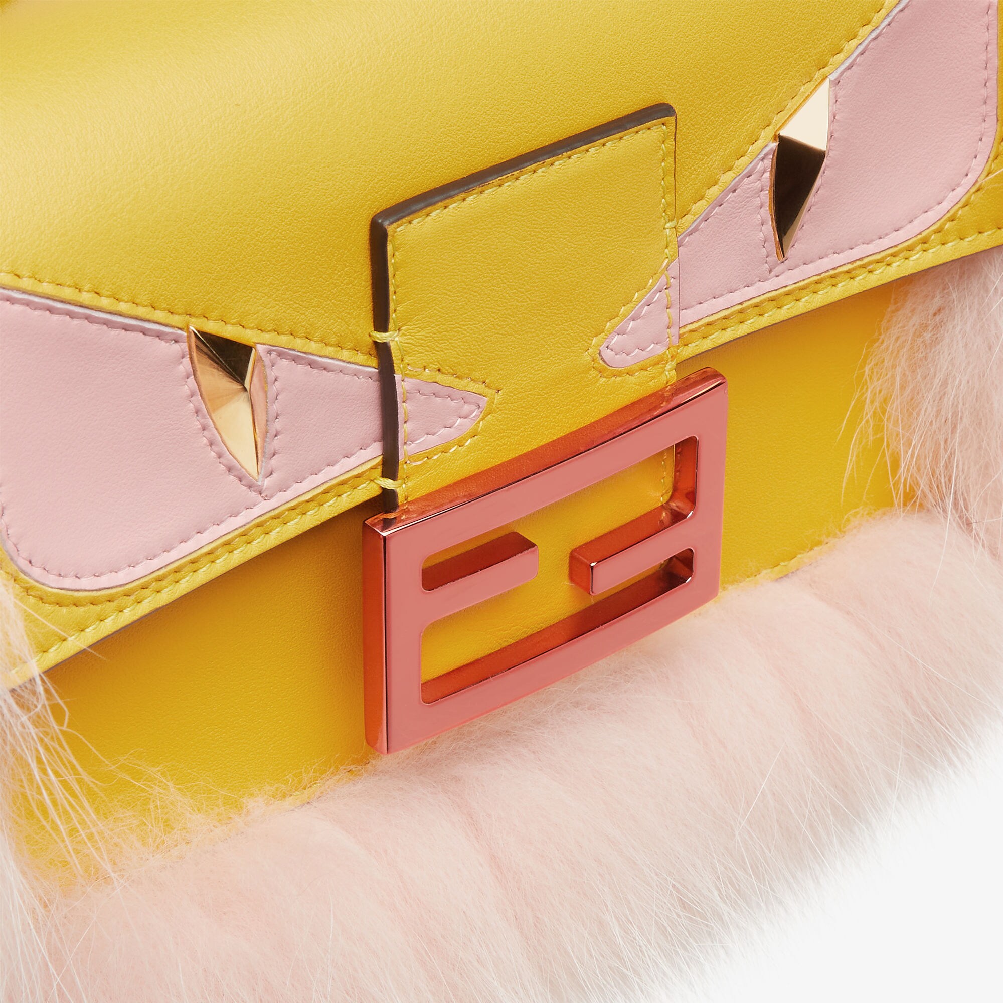 FENDI イエロー コインケース 2147100379686_01.jpg