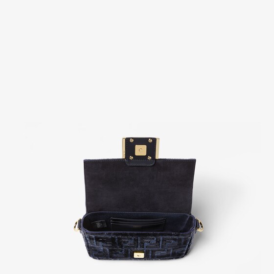 Fendi Small-size iconic Baguette® bag, embroidered all-over | Thumbnail 5
