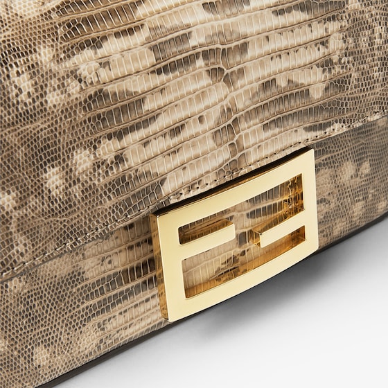 Fendi Iconic mini Baguette® bag made of exquisite beige agate | Thumbnail 5