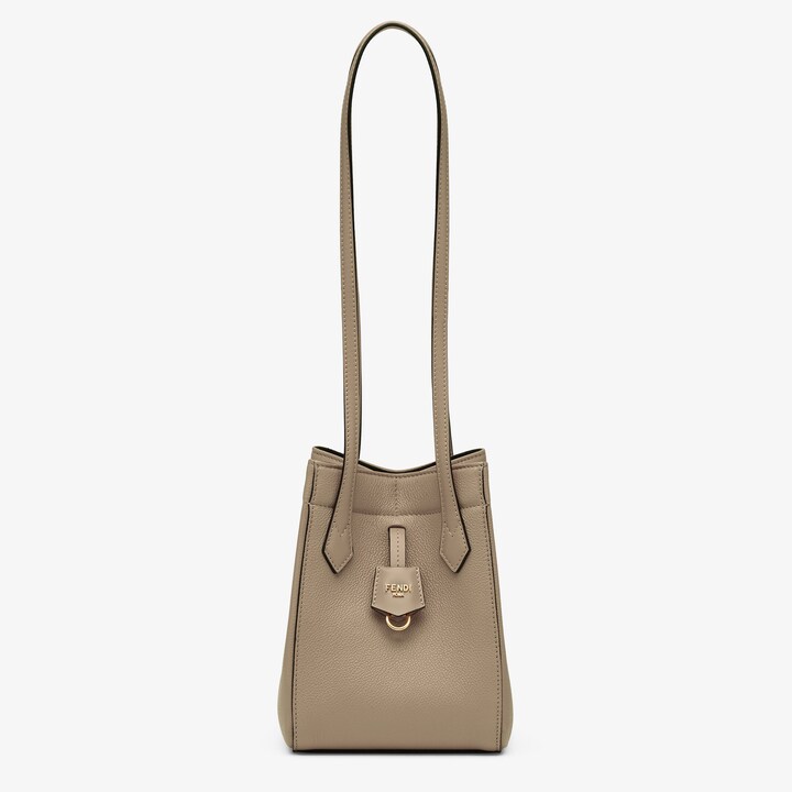 Fendi First小号手袋-黑色皮革手袋-女士手袋-FENDI芬迪中国官网