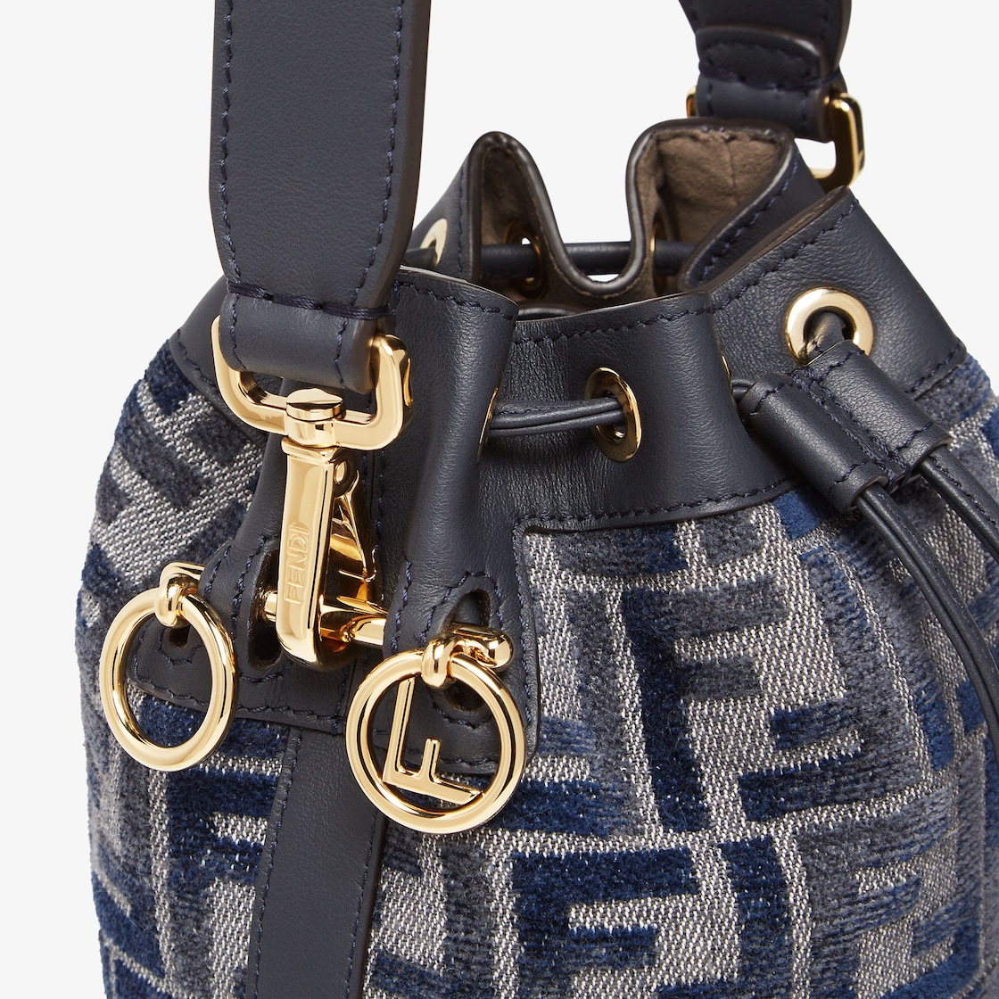 Women s Designer Bucket Bags FENDI CZ